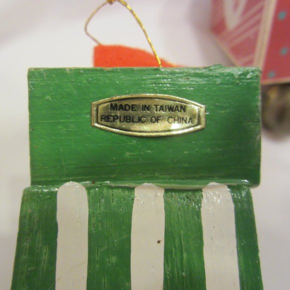 VTG 60'S WOODEN BLOCK ORNAMENTS SET OF 2 - Picture 5 of 8